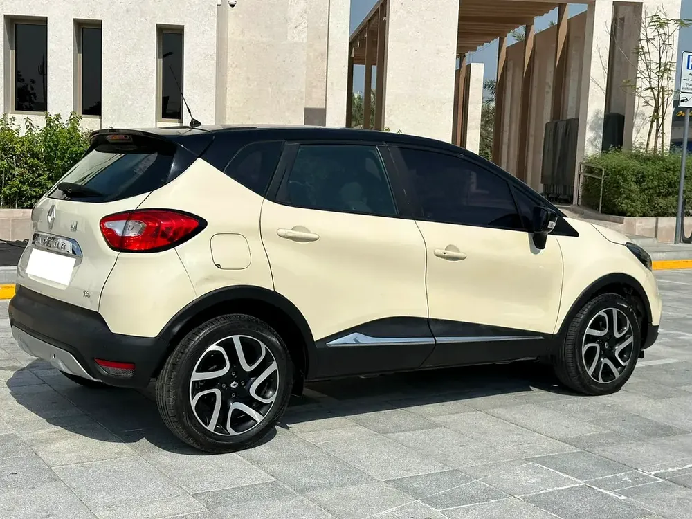 Renault Capture 2016 Where Efficiency Meets Elegance – Low Fuel Consumption for Car is for Sale - Image 10