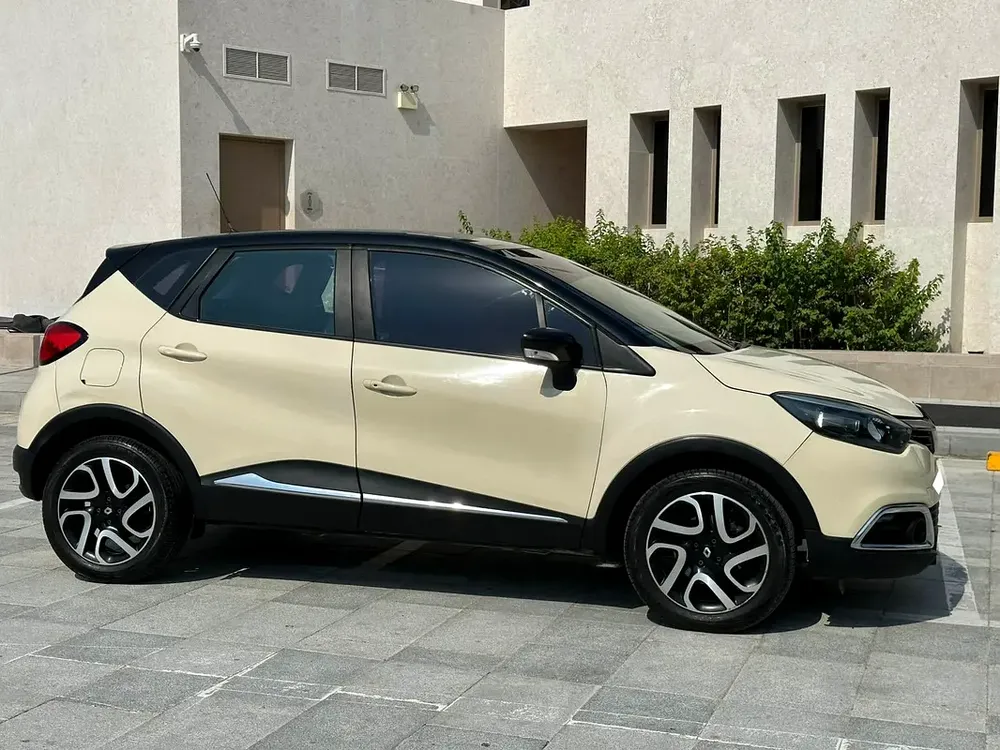 Renault Capture 2016 Where Efficiency Meets Elegance – Low Fuel Consumption for Car is for Sale - Image 11