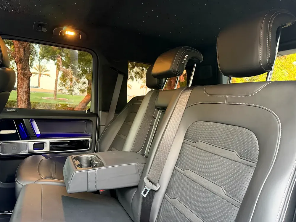 Mercedes Benz G63 AMG FULL OPTIONS DOBLE NIGHT PACKAGE UNDER WARRANTY - Image 16