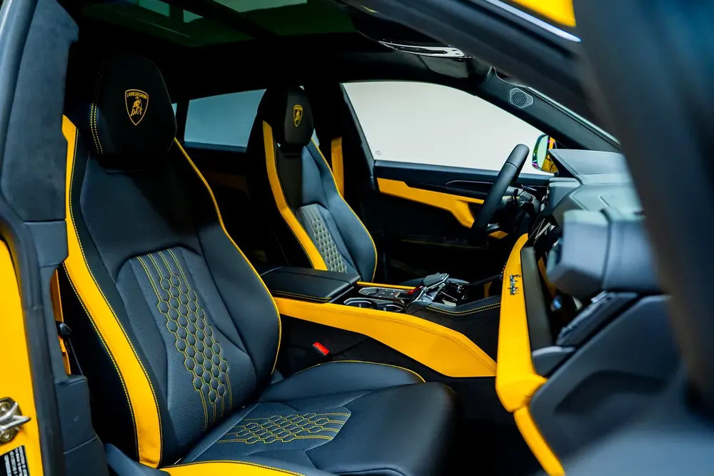 2025 Lamborghini Urus SE - Brand New - Image 12
