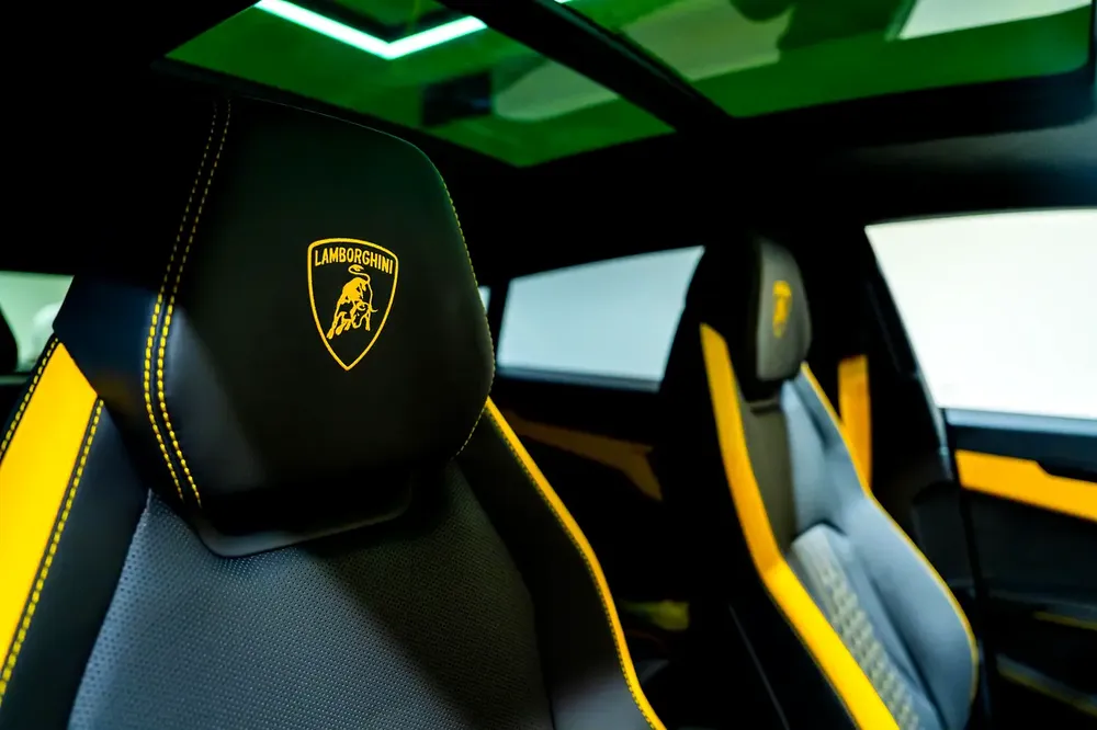 2025 Lamborghini Urus SE - Brand New - Image 13