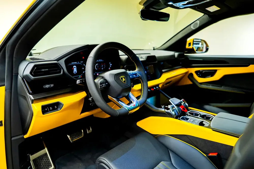 2025 Lamborghini Urus SE - Brand New - Image 15