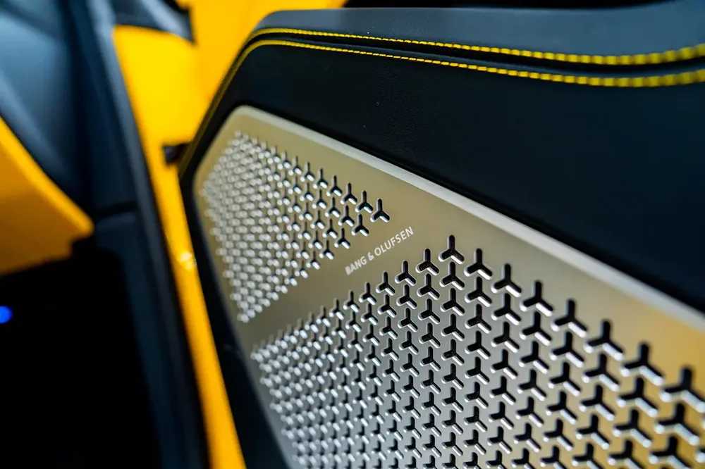 2025 Lamborghini Urus SE - Brand New - Image 20