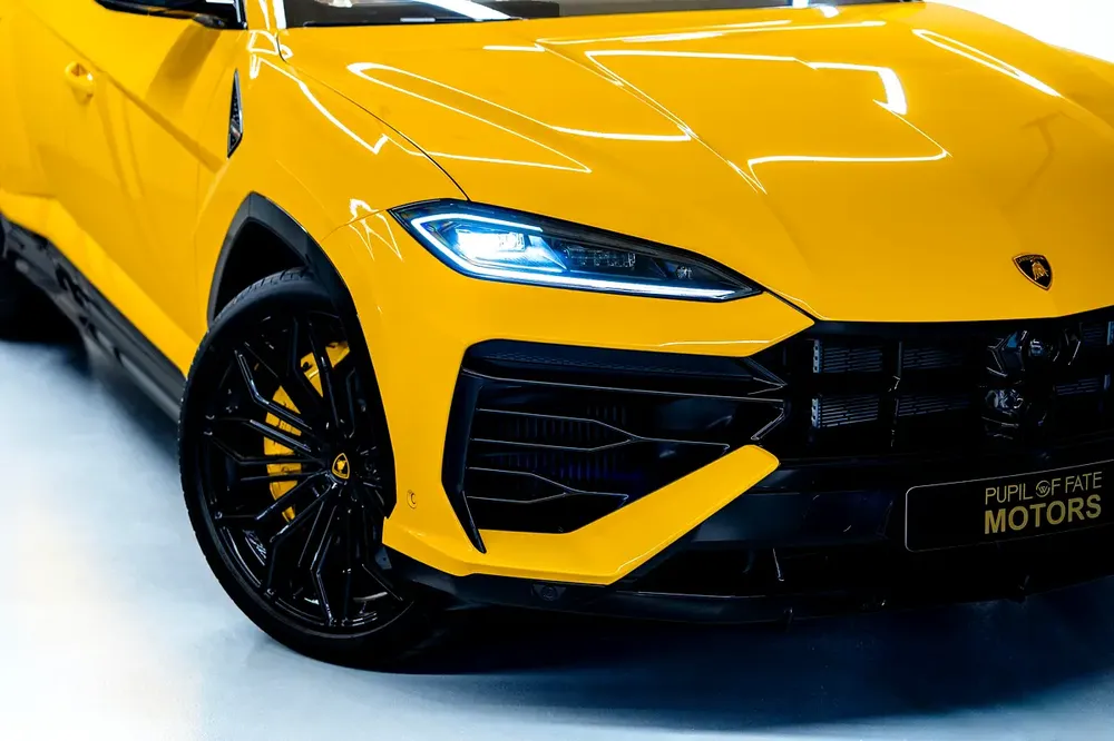 2025 Lamborghini Urus SE - Brand New - Image 8