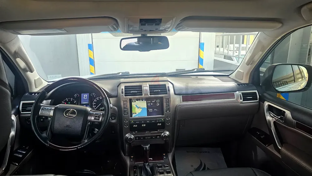 Lexus GX 460 Prestige 2014 | GCC Specs | Excellent Condition - Image 6