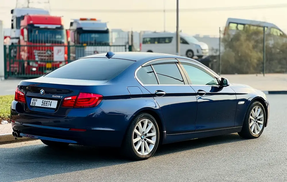2010 - BMW 528i - IMMACULATE CONDITION - ONLY 102,000 KM DONE - Image 7
