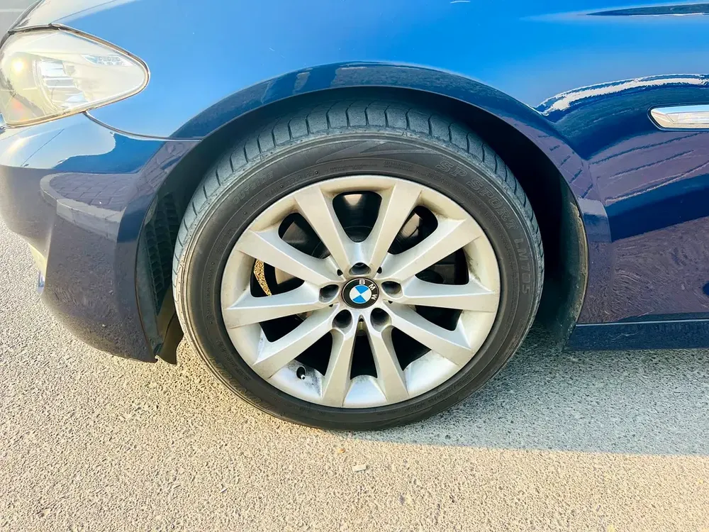 2010 - BMW 528i - IMMACULATE CONDITION - ONLY 102,000 KM DONE - Image 8