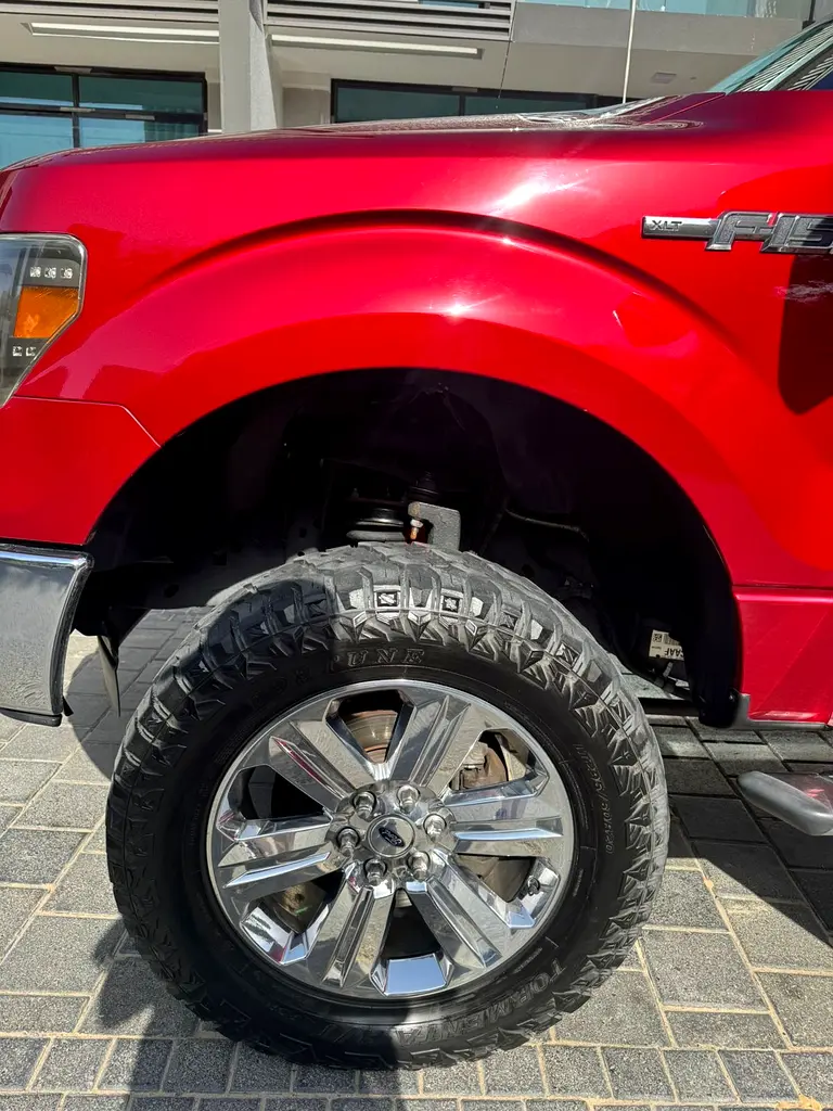 Ford F-150 XLT Hi - Rider, Very low mileage - Image 8