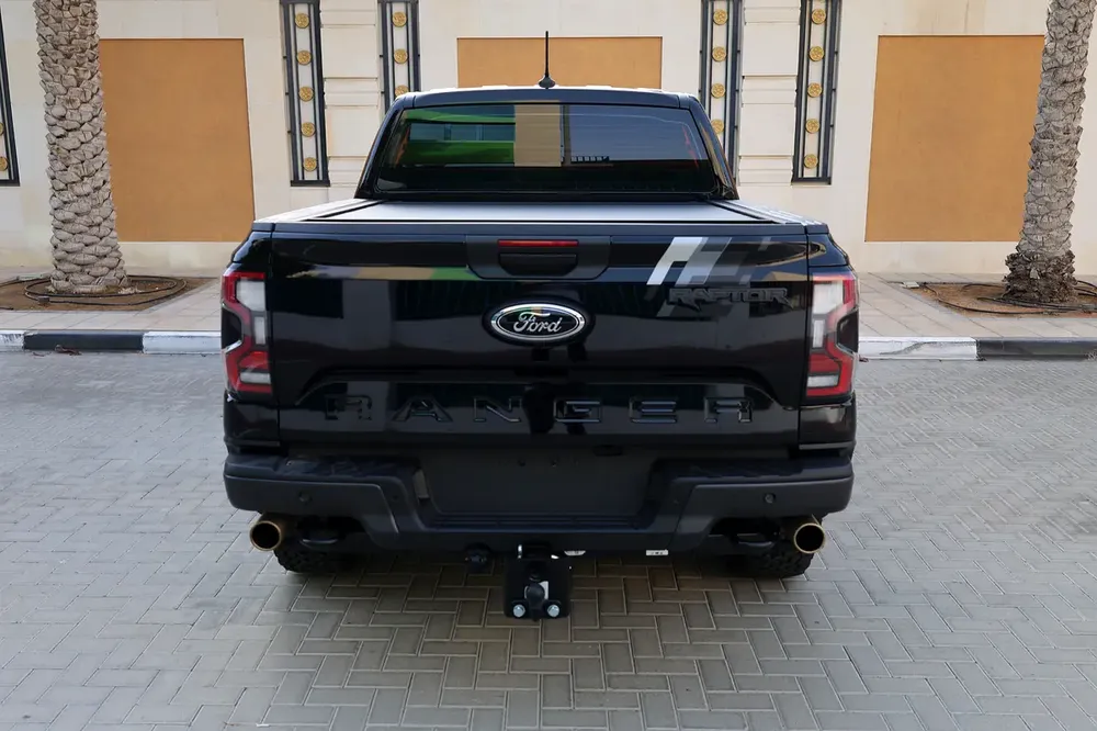 2025 Ford Ranger Raptor -12000KM- GCC Specs -UNDER WARRANTY  SERVICE- Brand New! - Image 8