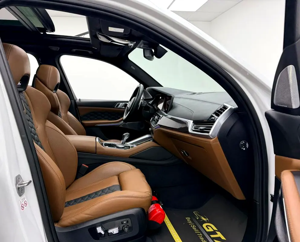 2020 BMW X5M Competition, Warranty, Full BMW Service History, Carbon Fiber Package, GCC - Image 10