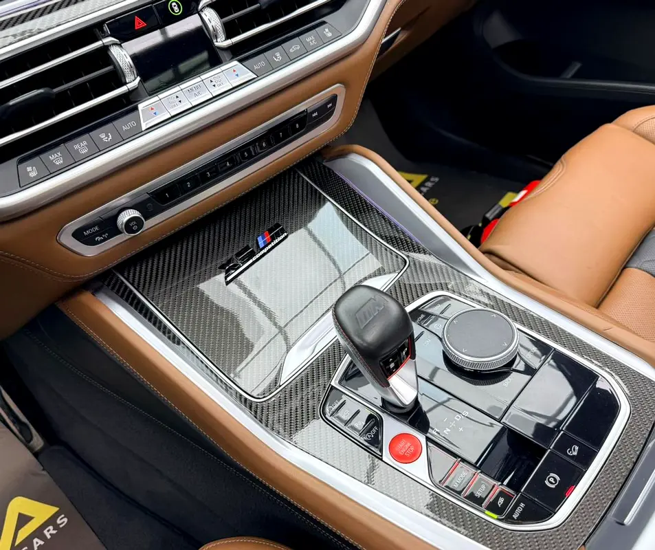 2020 BMW X5M Competition, Warranty, Full BMW Service History, Carbon Fiber Package, GCC - Image 17