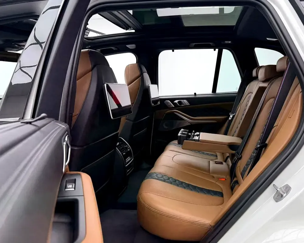 2020 BMW X5M Competition, Warranty, Full BMW Service History, Carbon Fiber Package, GCC - Image 19