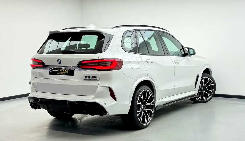 2020 BMW X5M Competition, Warranty, Full BMW Service History, Carbon Fiber Package, GCC - Image 4