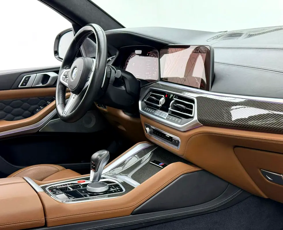 2020 BMW X5M Competition, Warranty, Full BMW Service History, Carbon Fiber Package, GCC - Image 8