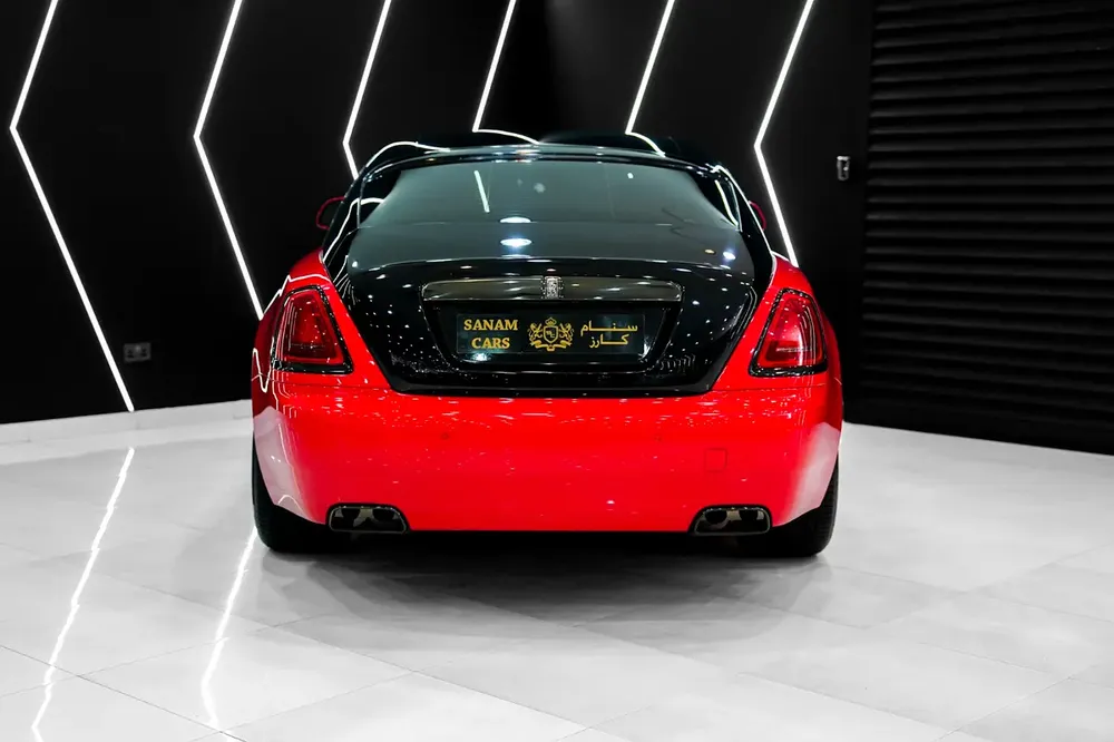 2017 Rolls-Royce Wraith Black Badge, Two-Tone Exterior, Bespoke Audio, Starlight, GCC Specs!! - Image 19