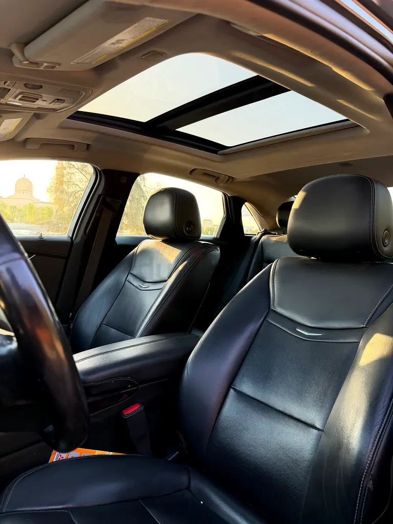 Cadillac XTS Premium 2017 | Canadian Specs | Well Maintained - Image 14