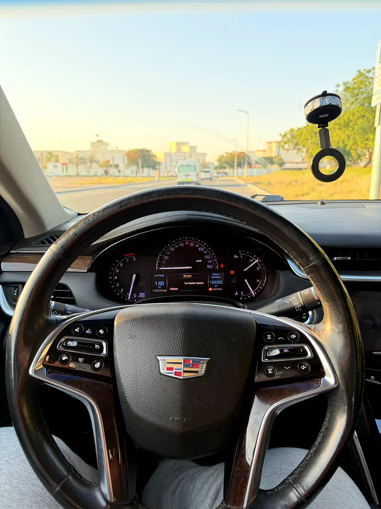Cadillac XTS Premium 2017 | Canadian Specs | Well Maintained - Image 16