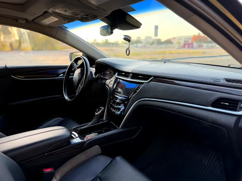 Cadillac XTS Premium 2017 | Canadian Specs | Well Maintained - Image 8