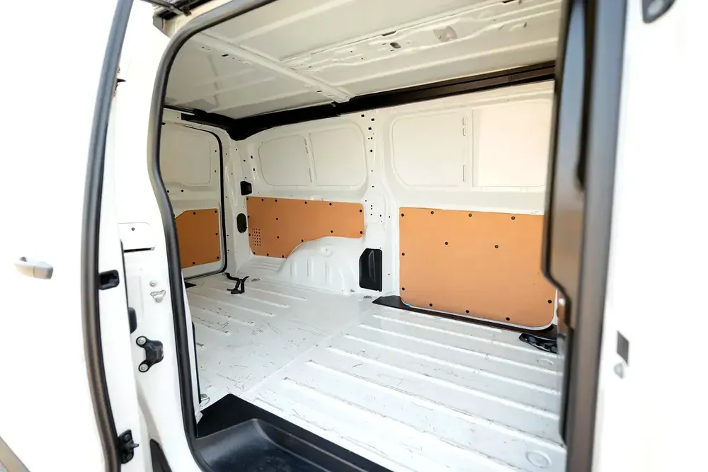 Peugeot Expert | Delivery Van | Diesel | GCC Specs | Ref#P02975 - Image 8