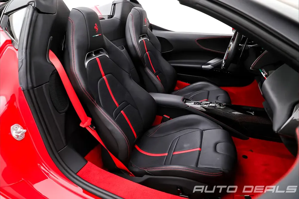 2023 Ferrari SF90 Spider | GCC Specs | Service Contract | Extremely Low mileage | 986 HP |  4.0L V8 - Image 19
