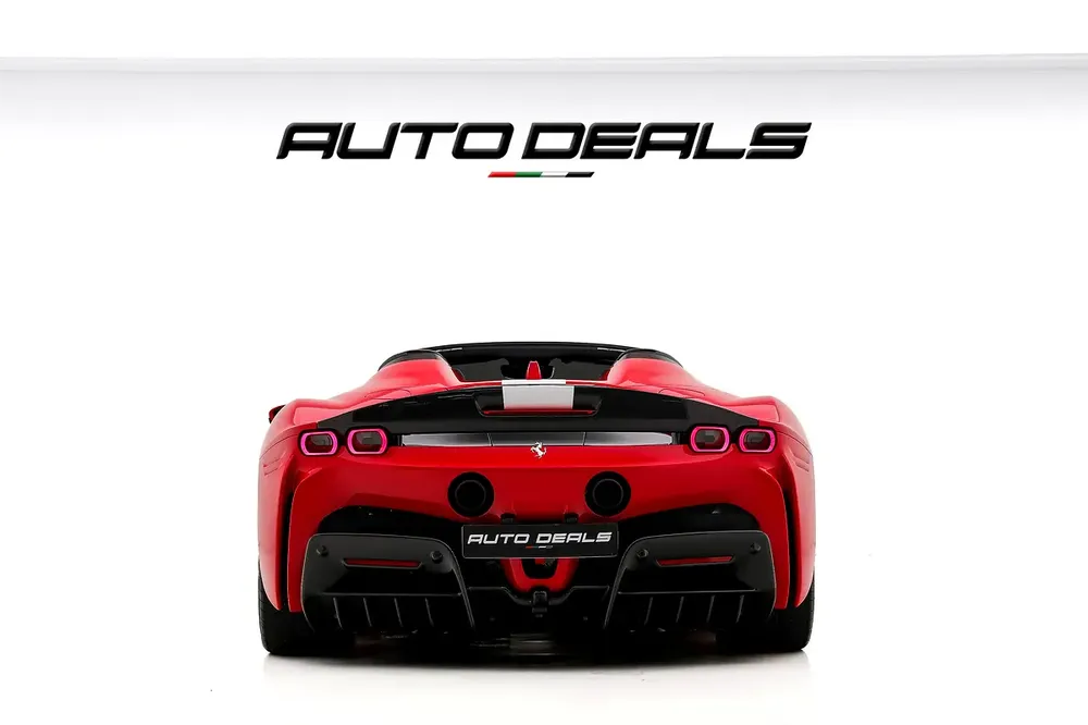 2023 Ferrari SF90 Spider | GCC Specs | Service Contract | Extremely Low mileage | 986 HP |  4.0L V8 - Image 5