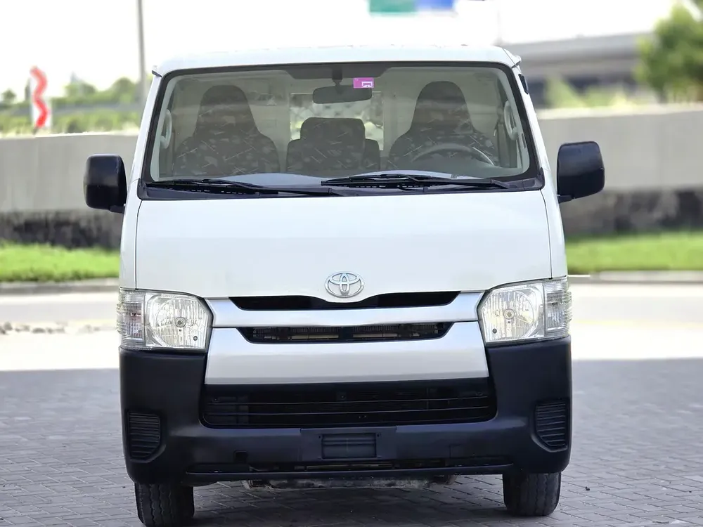 Toyota Hiace GL 2020 GCC Specs Van - Image 12