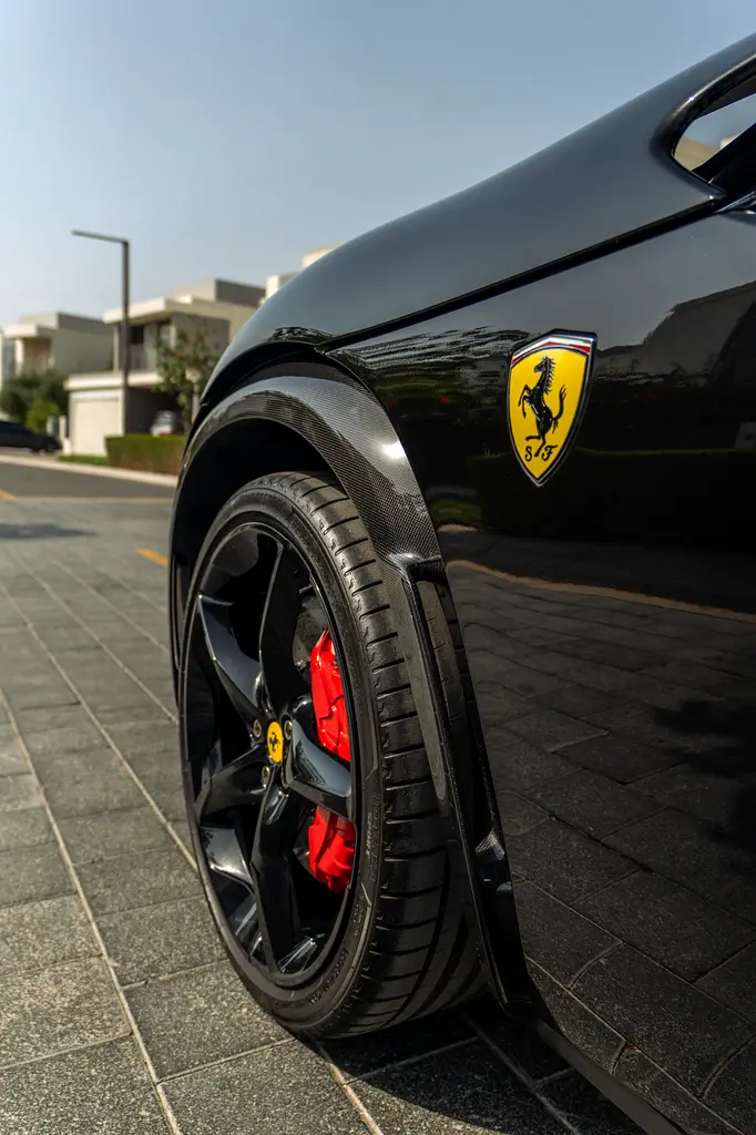 Ferrari Purosangue 2025 Brand new , Al tayer service - Image 10
