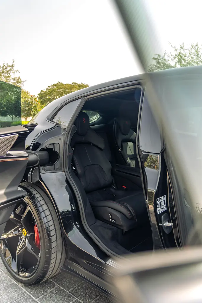 Ferrari Purosangue 2025 Brand new , Al tayer service - Image 6