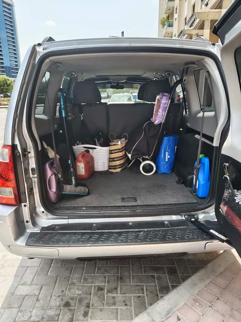 Lady Driven Mitsubishi Pajero - Image 8