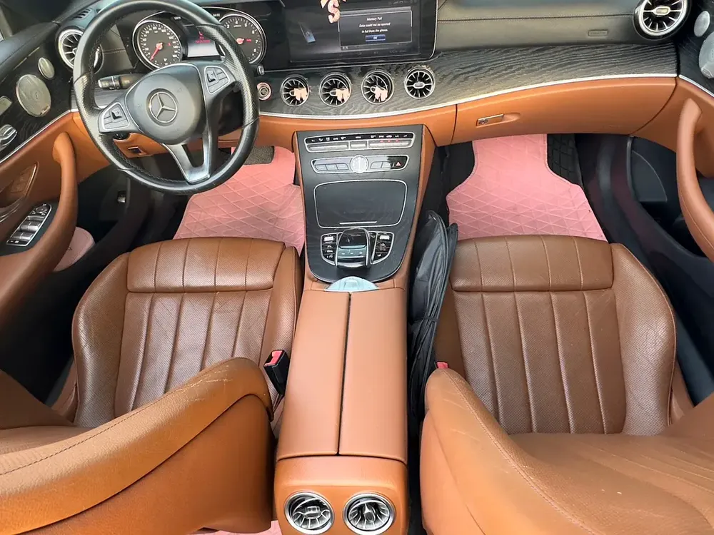 Mercedes Benz E400 Convertible New face lift 2025 AMG - Image 9