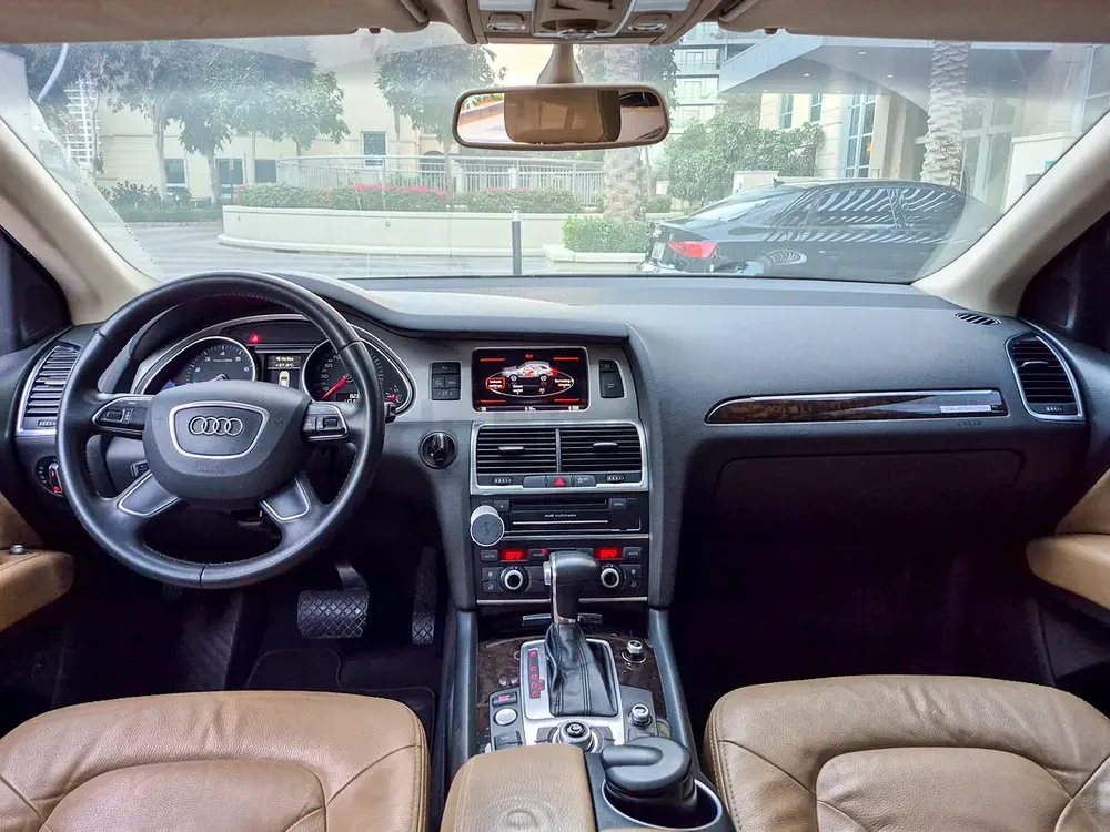 AED 1215/month | 2015 Audi Q7 3.0 TFSI Quattro Tiptronic | GCC Specs | Ref#388071 - Image 9