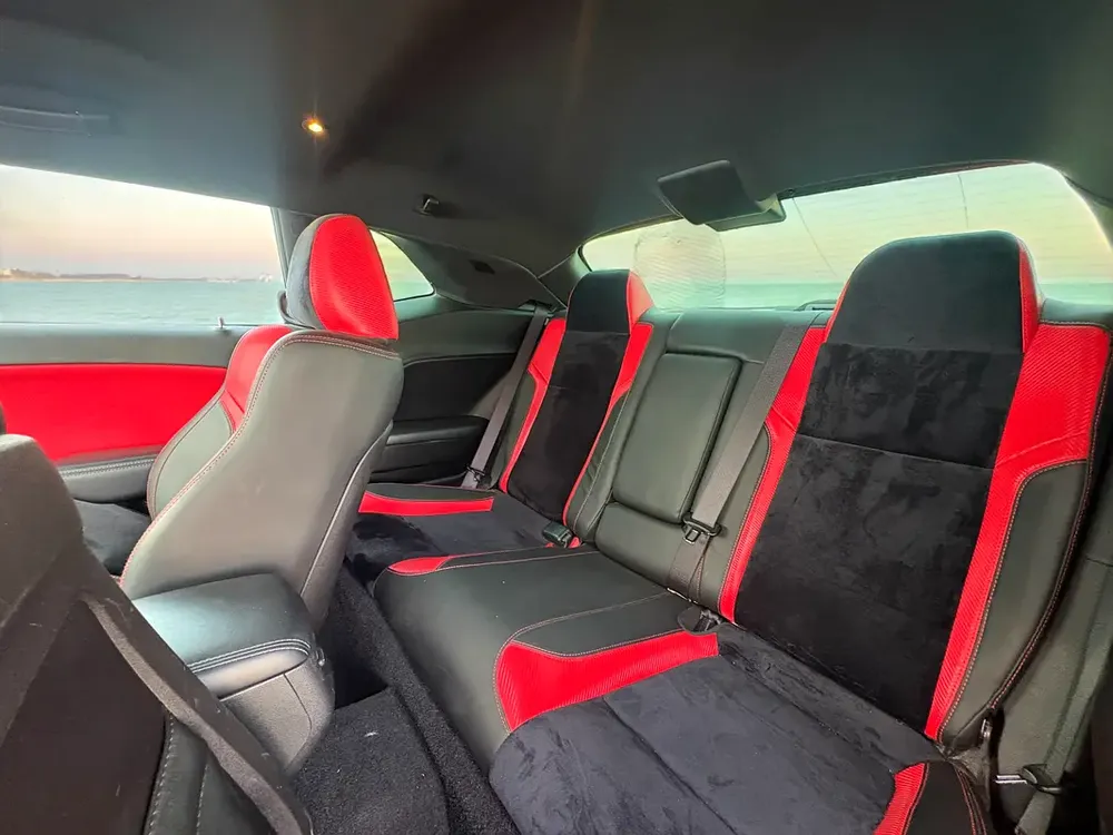 AED 1,050 P.M | 0% DOWN PAYMENT | DODGE CHALLENGER R/T | 2021 - Image 16