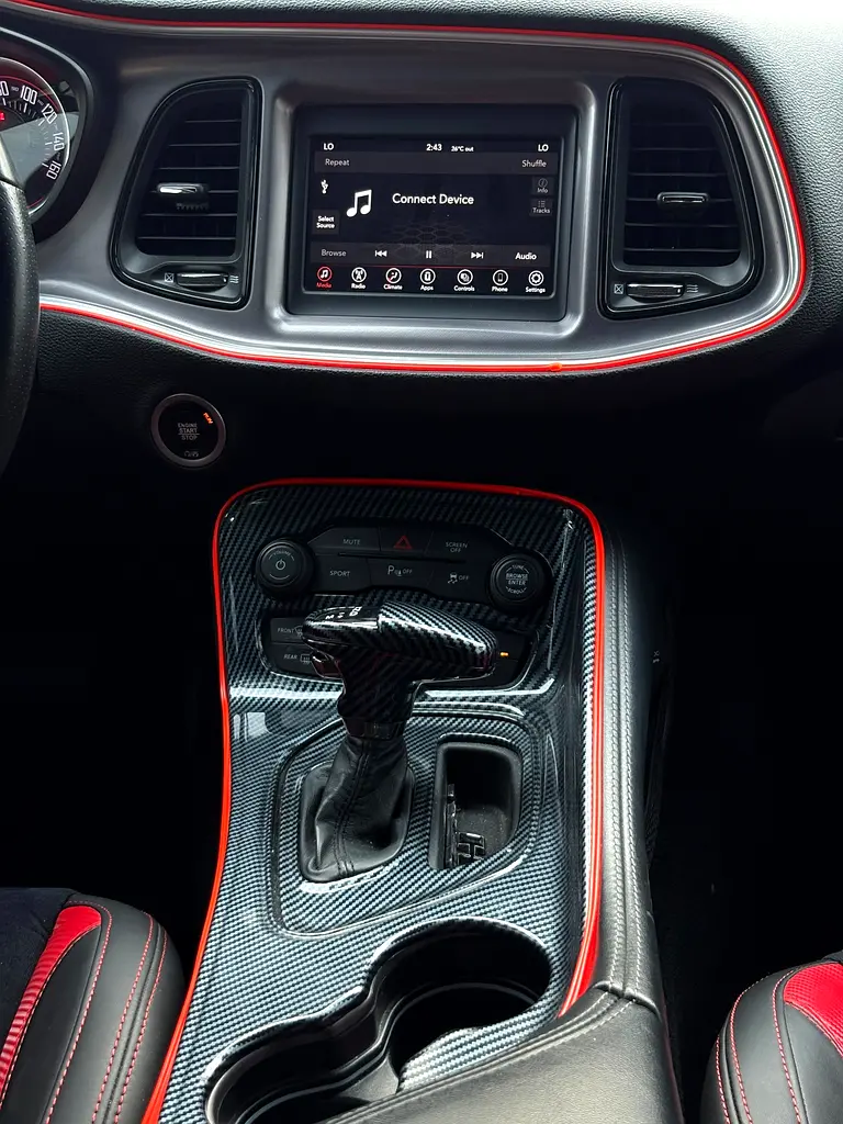 AED 1,050 P.M | 0% DOWN PAYMENT | DODGE CHALLENGER R/T | 2021 - Image 18