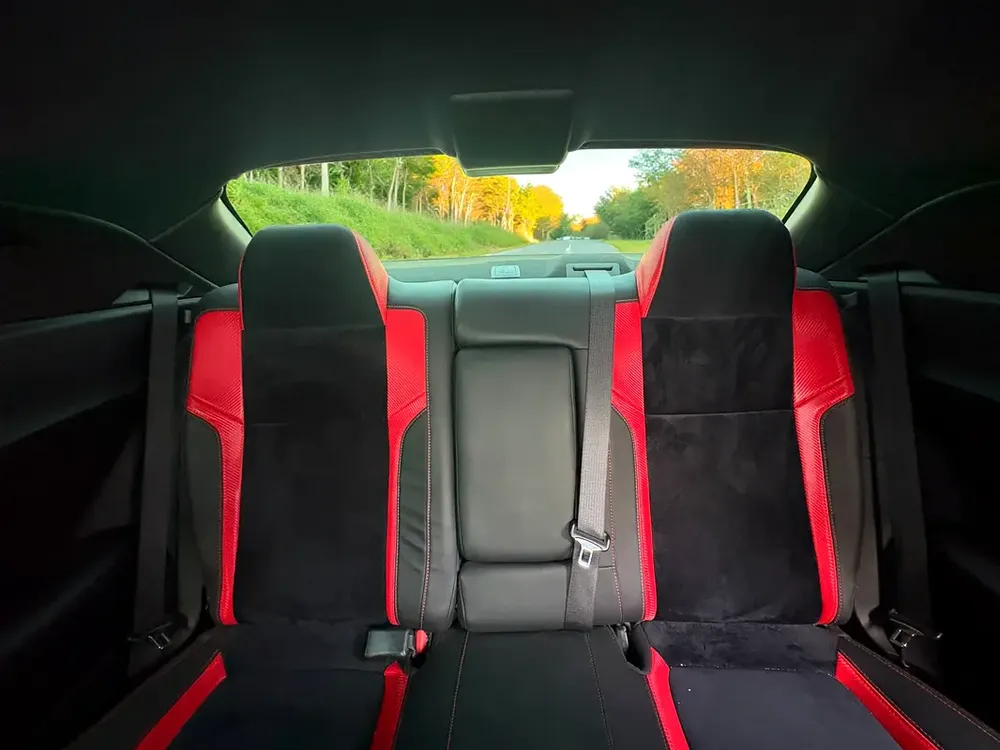 AED 1,050 P.M | 0% DOWN PAYMENT | DODGE CHALLENGER R/T | 2021 - Image 20