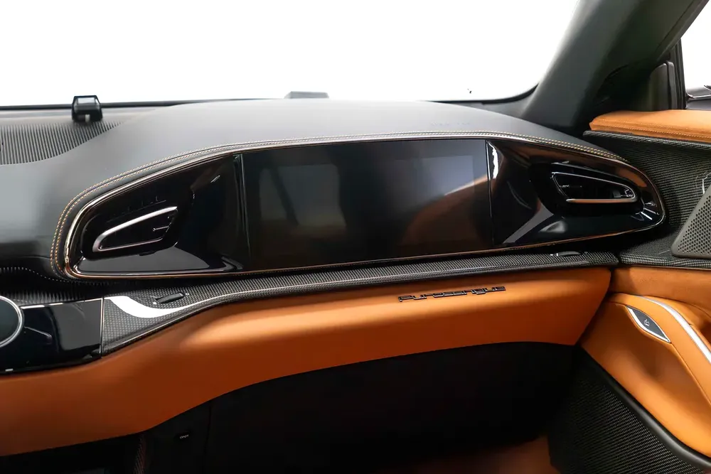 2024 FERRARI PURASANGUE / PANORAMIC ROOF / PASSENGER DISPLAY / SERVICE CONTRACT - Image 14