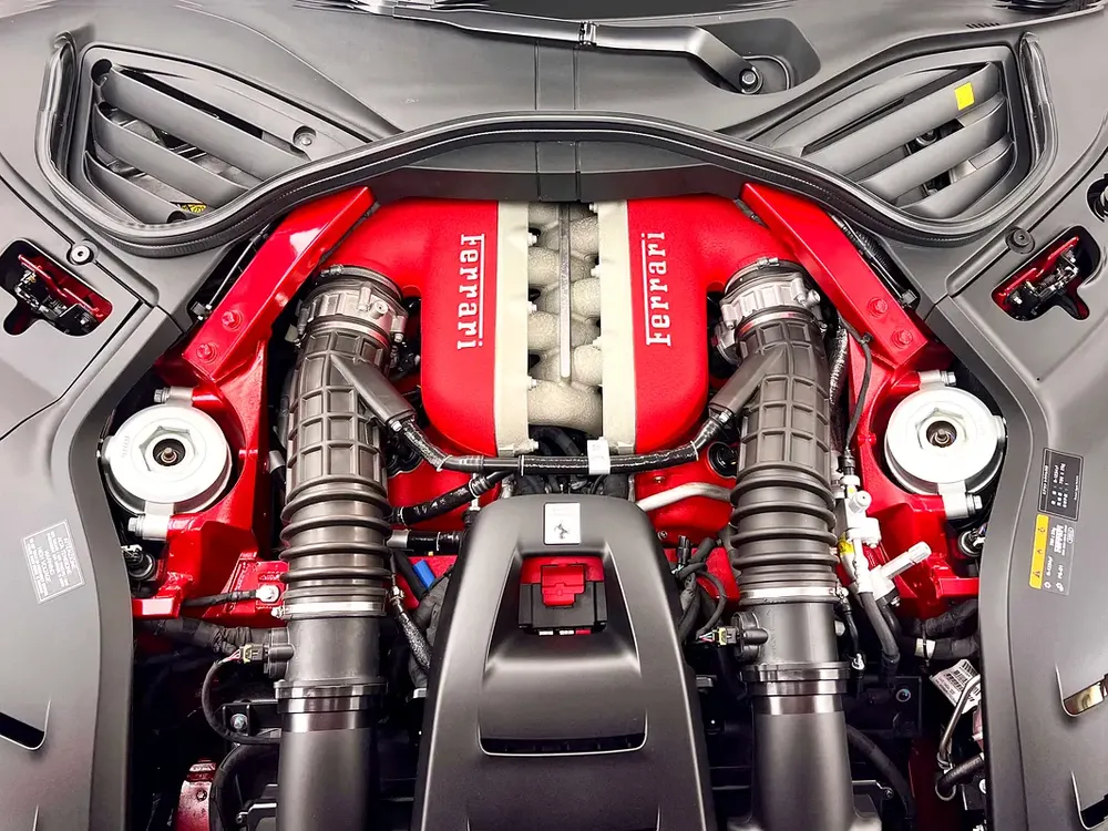 2024 FERRARI PURASANGUE / PANORAMIC ROOF / PASSENGER DISPLAY / SERVICE CONTRACT - Image 16