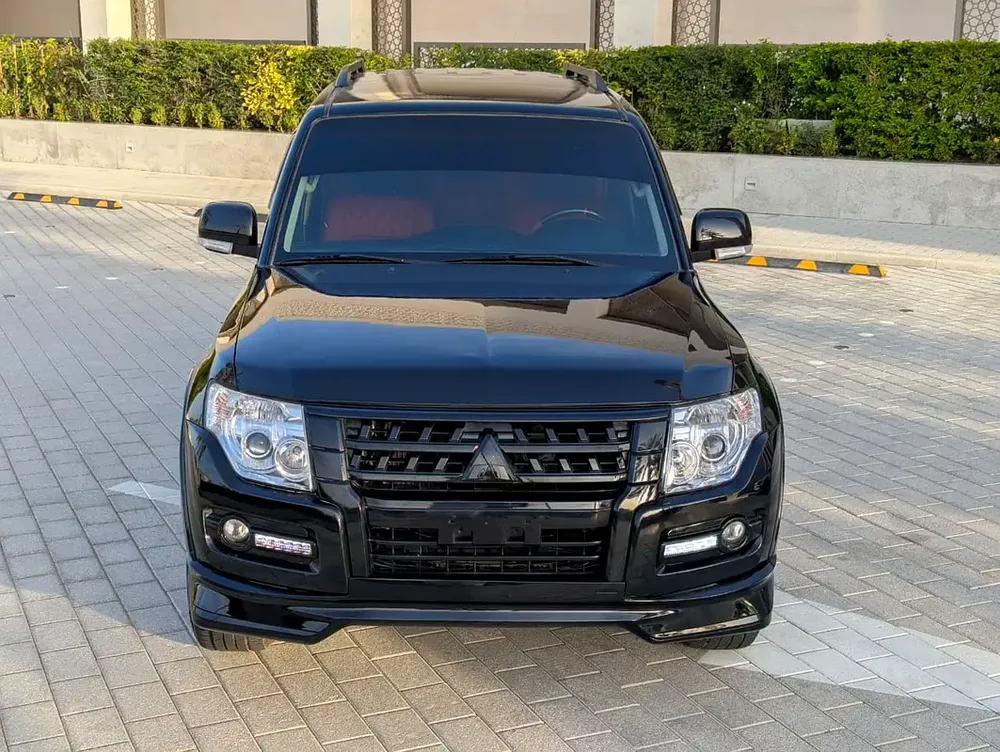 Mitsubishi Pajero GLS MID 2015 - GCC Specs - Reliable SUV - Image 16