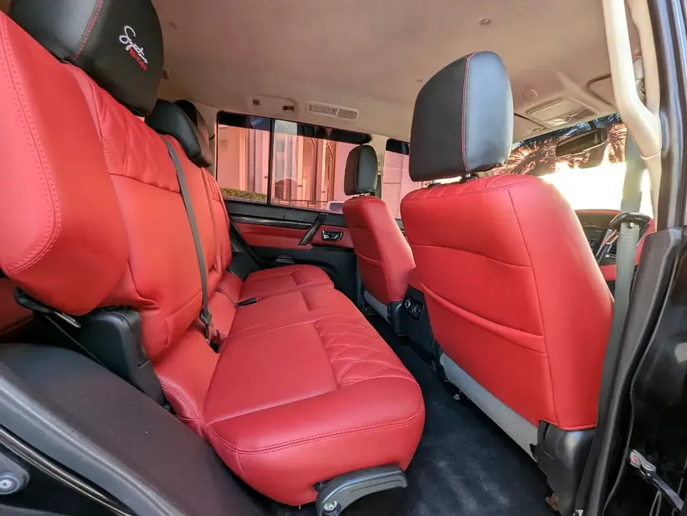 Mitsubishi Pajero GLS MID 2015 - GCC Specs - Reliable SUV - Image 4