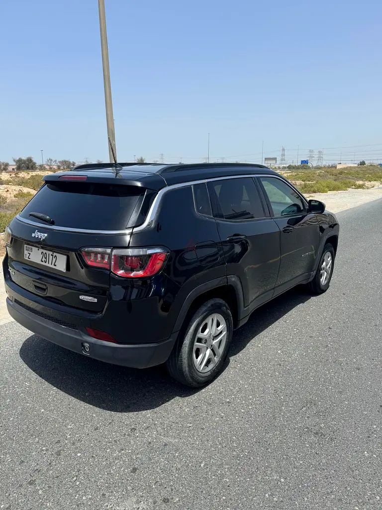 2018 Jeep Compass 4x4 | Lady Driven | Excellent Condition | New Tyres  Battery - Image 4