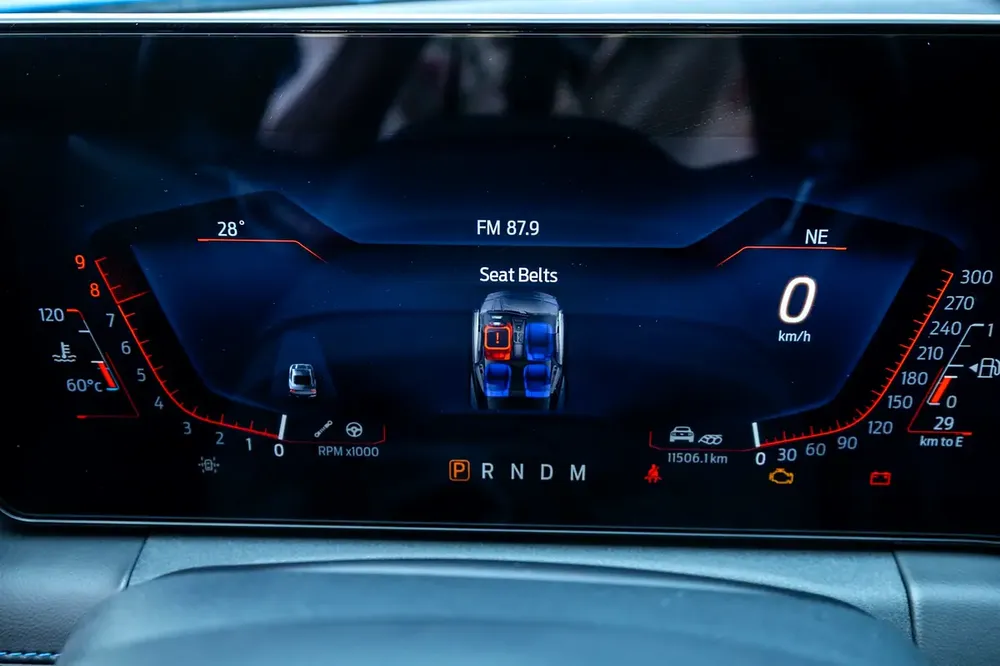 Ford Mustang Dark Horse 2024 GCC specs - Image 17