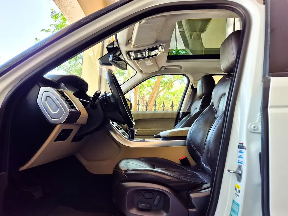 AED 2947/month | 2015 Land Rover Range Rover Sport  | GCC Specs | Ref#460348 - Image 12