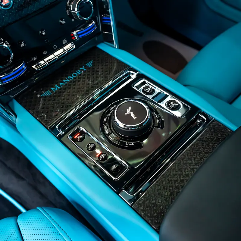 2025  ROLLS ROYCE CULLINAN MANSORY  DONE 15,000KM - Image 17