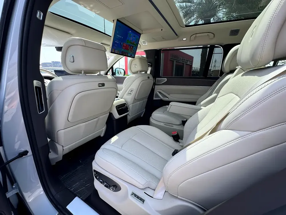 2025 Denza N9 Flagship - Brand New - Chinese Specs - Image 12