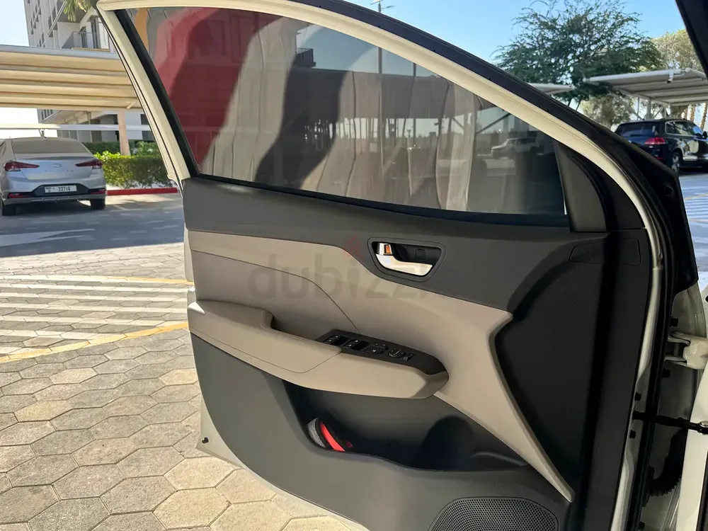 2023 Hyundai Accent Smart | GCC Specs | Like New Condition | Warranty 2 Years - Image 10