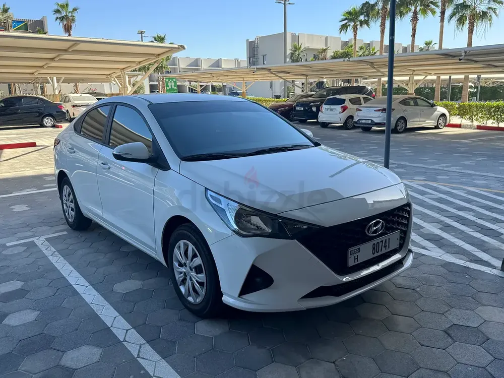 2023 Hyundai Accent Smart | GCC Specs | Like New Condition | Warranty 2 Years - Image 7