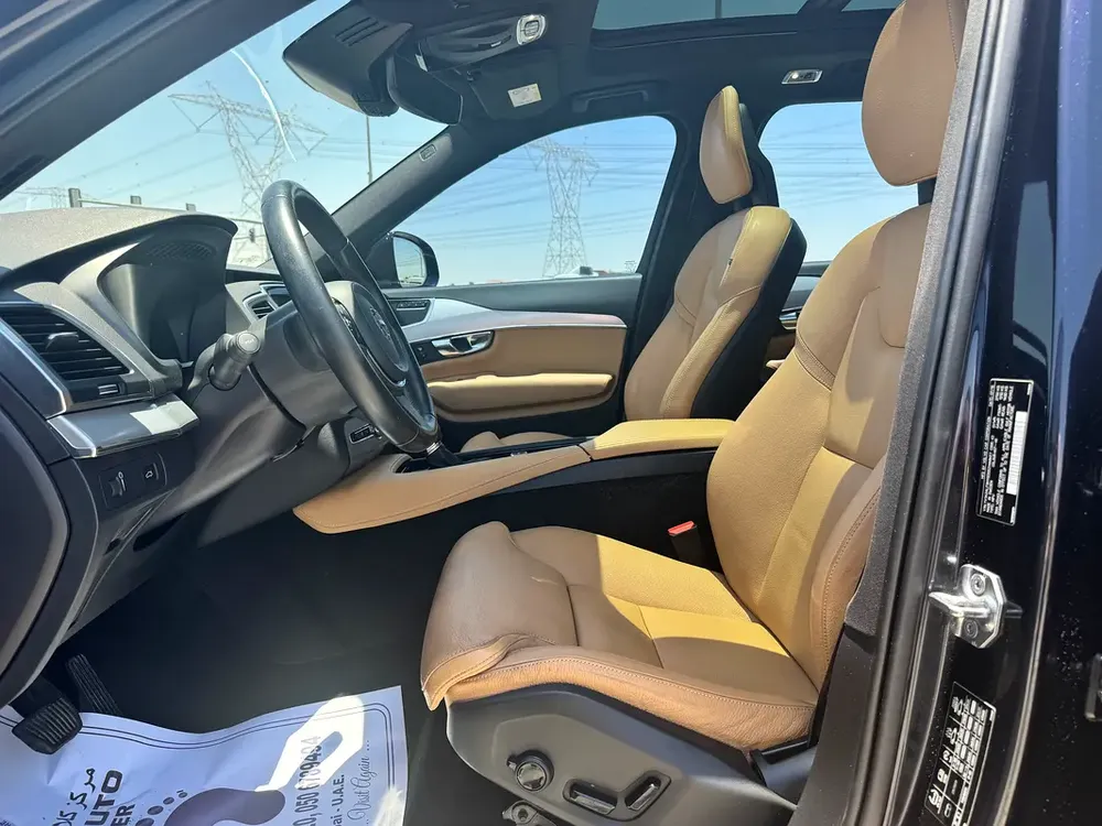 Volvo XC90 T6 R-Design Plus 2017 | GCC Specs | Low Mileage - Image 11