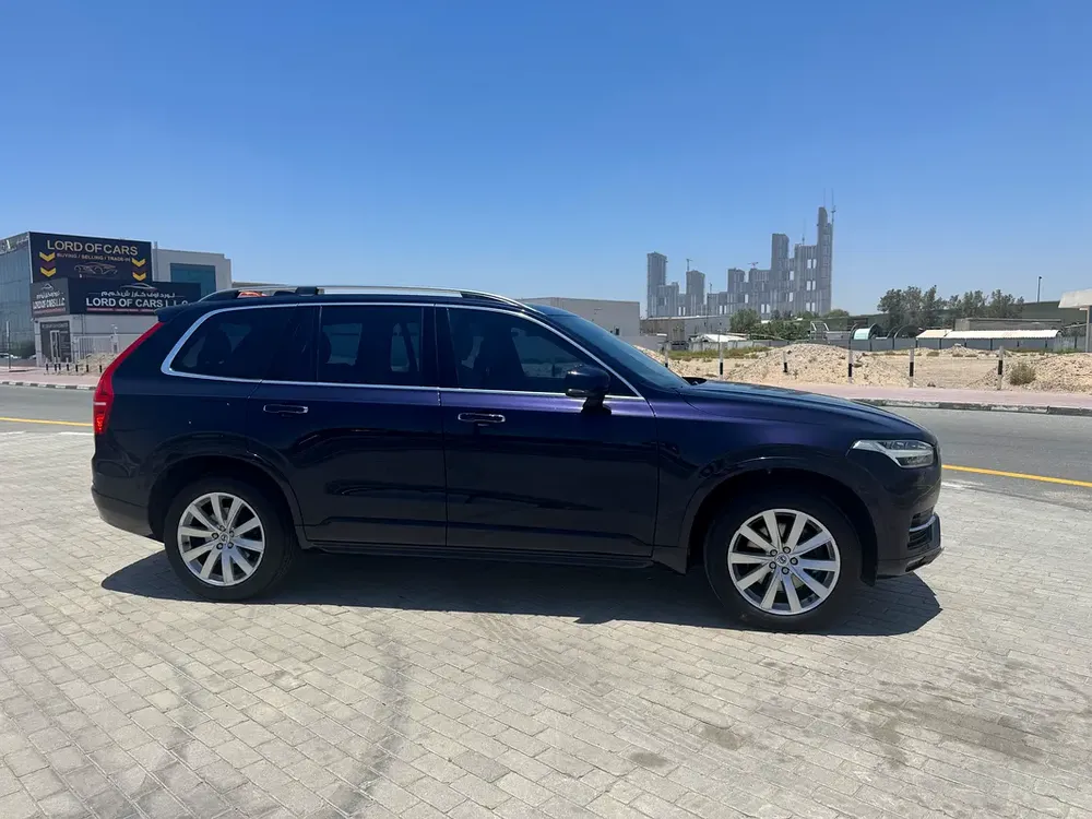Volvo XC90 T6 R-Design Plus 2017 | GCC Specs | Low Mileage - Image 4