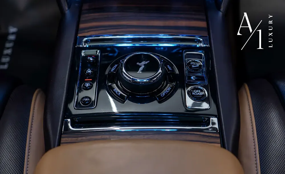 2019 Rolls Royce Cullinan, Converted To 2025, Fully Loaded, Excellent Condition, GCC Spec - Image 10