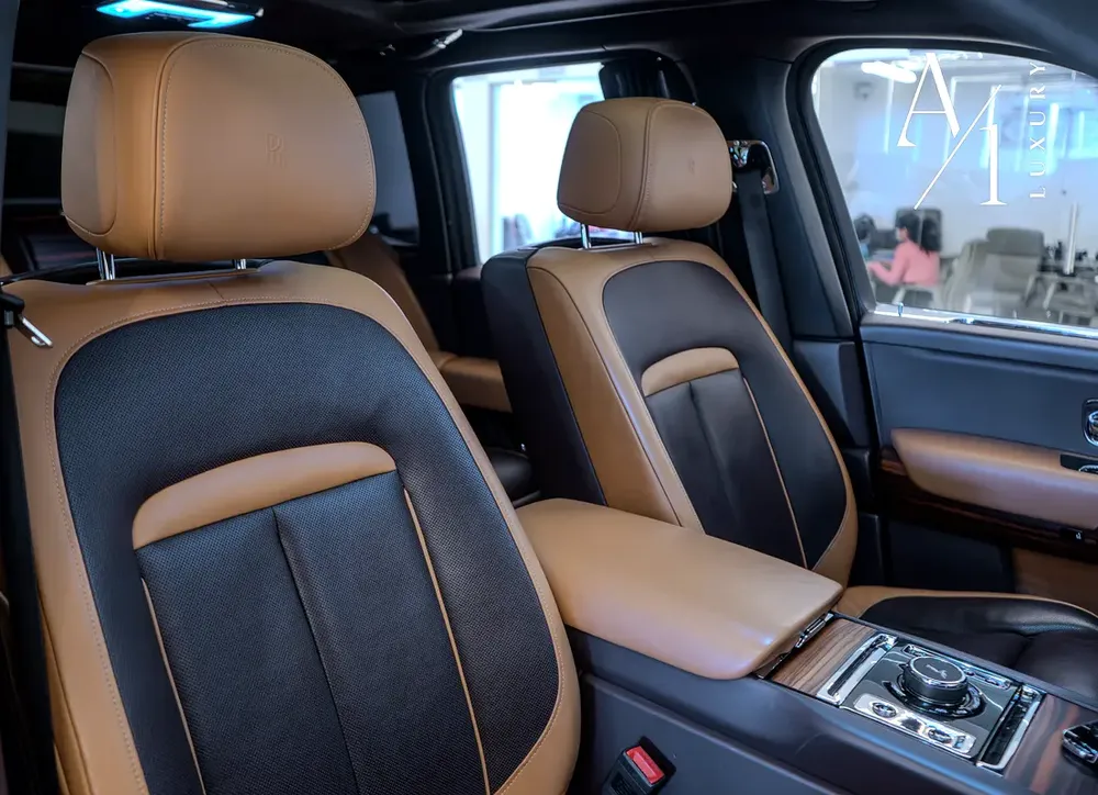 2019 Rolls Royce Cullinan, Converted To 2025, Fully Loaded, Excellent Condition, GCC Spec - Image 7
