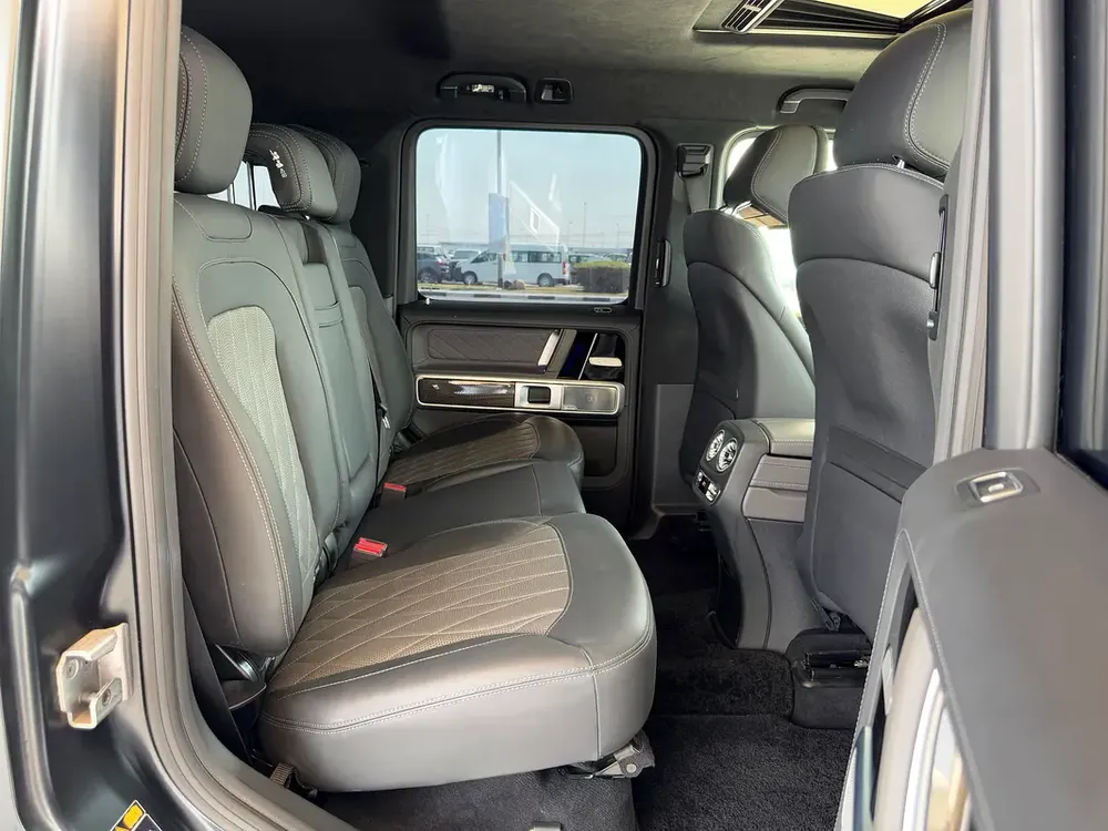 Mercedes-Benz G63 AMG V8 Mint Condition Car - Image 13